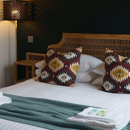 Blackburne Arms ,24 Catharine Street Hotel Ливърпул Екстериор снимка