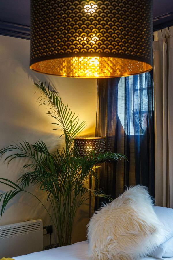Blackburne Arms ,24 Catharine Street Hotel Ливърпул Екстериор снимка